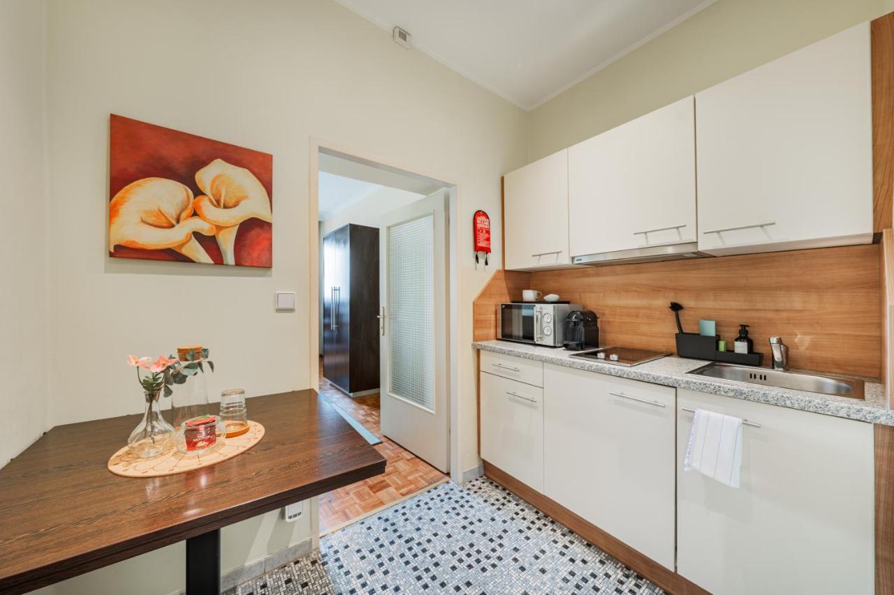 Serviced Apartments Josefstadt City เวียนนา ภายนอก รูปภาพ